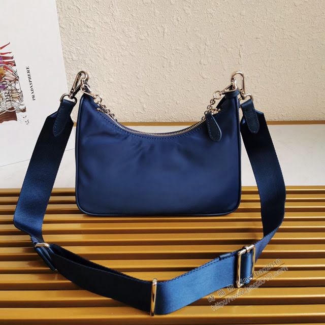 prada女包 普拉達2020新款nylon Hobo手拎包 時尚百搭 prada腋下包 1BH204 Prada單肩斜挎包  pyd2394